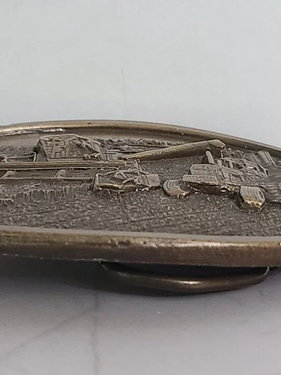 Brass Belt Buckle Bergamot Vintage 1977 Farming Combine Made USA - Picture 10 of 10